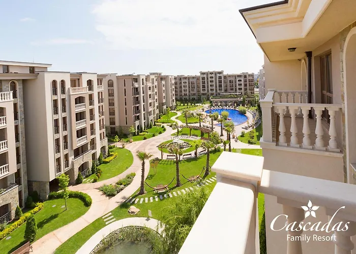 Cascadas Family ResortГотель